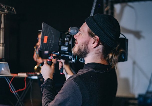 levi-stute-fIhoFOa4oqc-unsplash