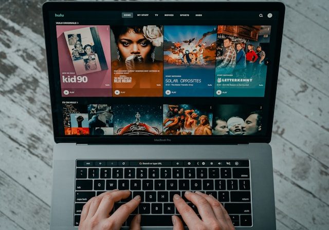 tech-daily-PGuCnUzsRSM-unsplash